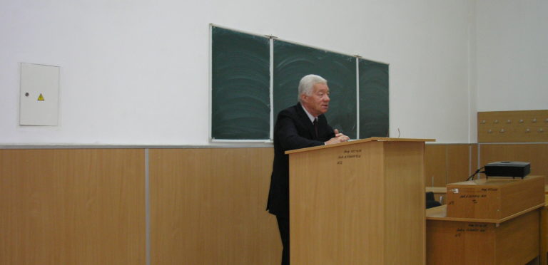 (Український) Пленарне засідання міжнародної науково-технічної конференції "Інтелектуальні технології лінгвістичного аналізу"