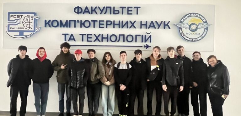 Серія воркшопів та семінарів для студентів коледжів та учнів ліцею