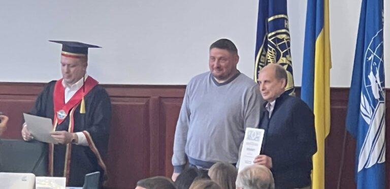 Професор Кучеров Д.П. отримав подяку